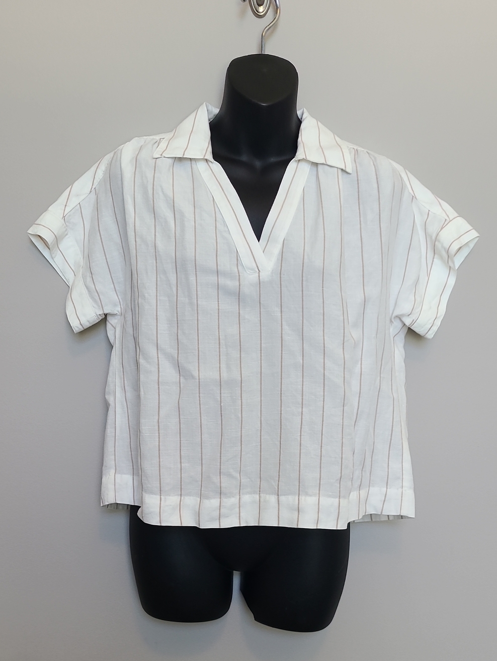 Haven Well Within Size Small Tencel Linen Blend Top Collar V Neck White Stripe